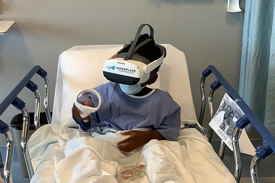 El Hospital El Pilar usa la realidad virtual en niños