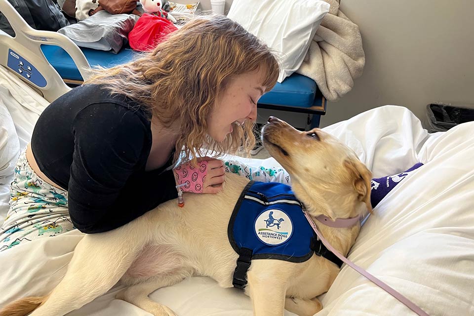 therapy dog with female patient