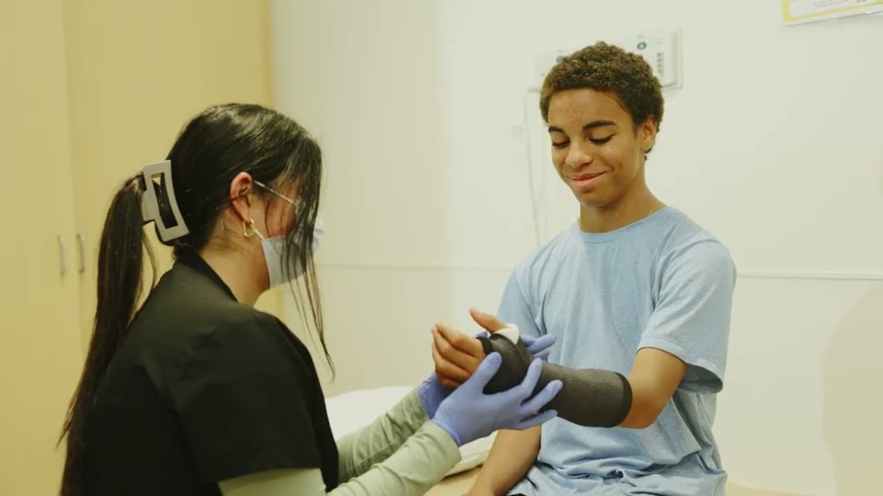 Shriners Children's Southern California Clínica Para Lesiones Deportivas y Fracturas